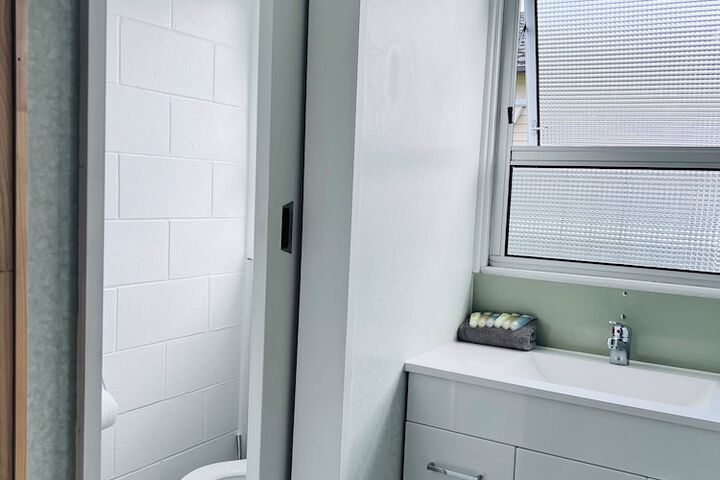 Room 15 of 21