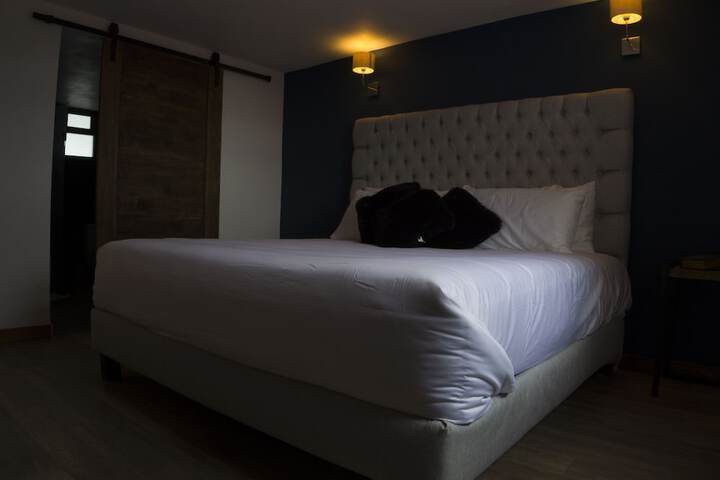Room 9 of 53