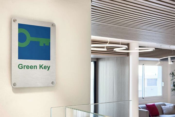 Concierge desk