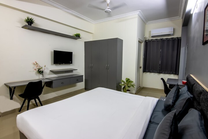 Room 7 of 19