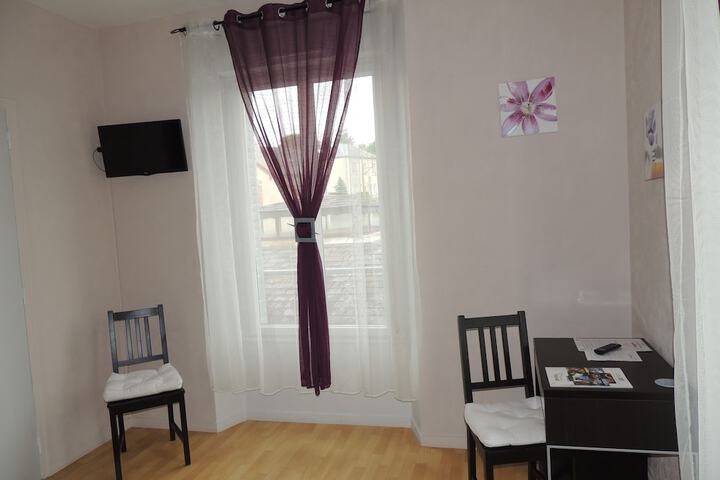 Room 4 of 31