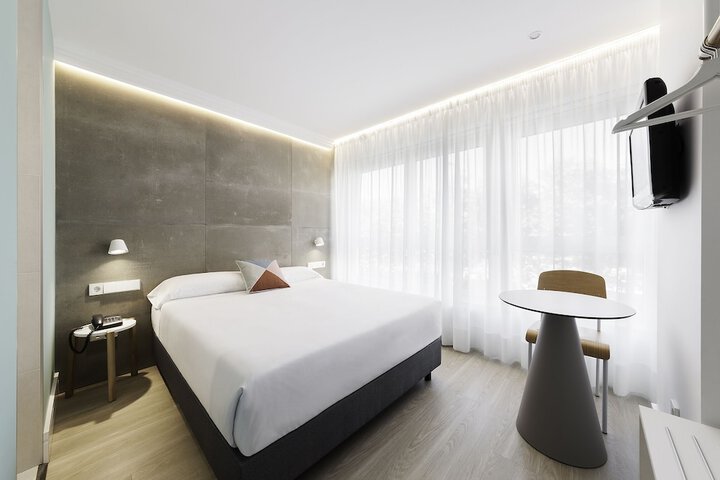 Room 19 of 41