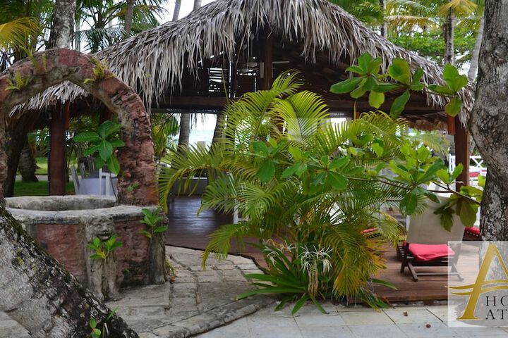 Hotel Exterior 72 of 79