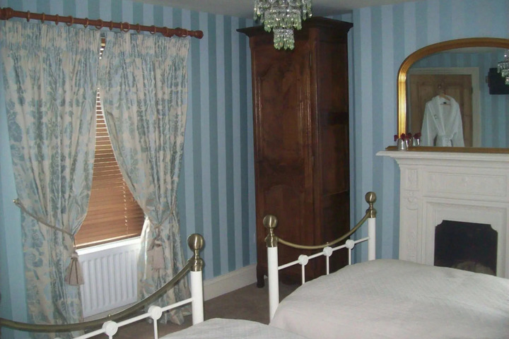 Photo 7