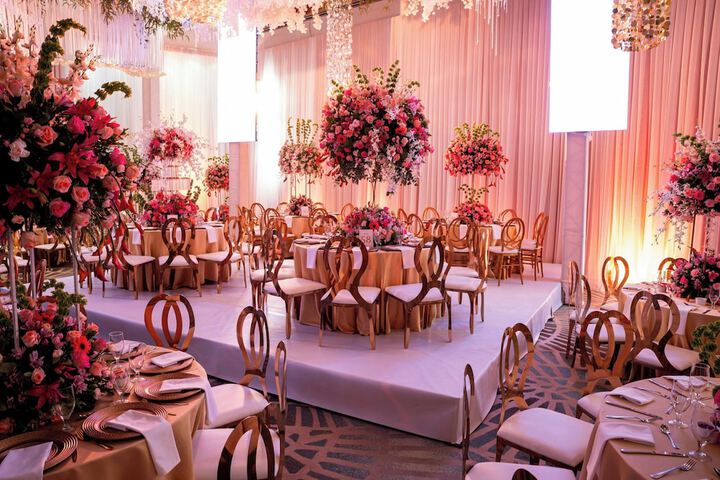 Ballroom/Hall 132 of 155