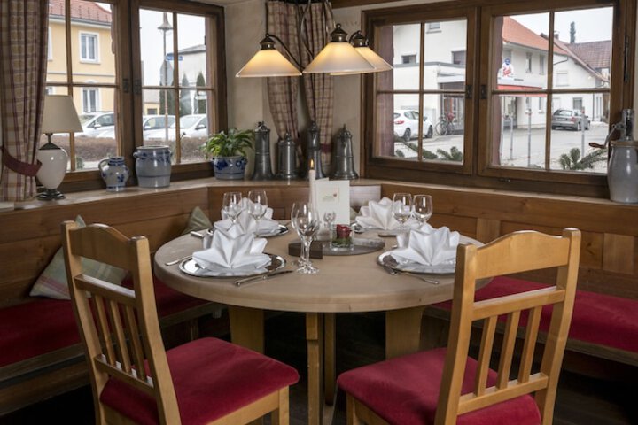 Dining 66 of 117