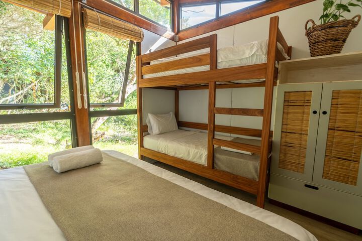 Room 6 of 48