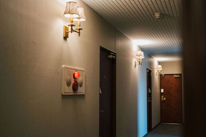 Ballroom/Hall 87 of 106