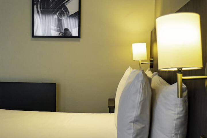 Room 74 of 295