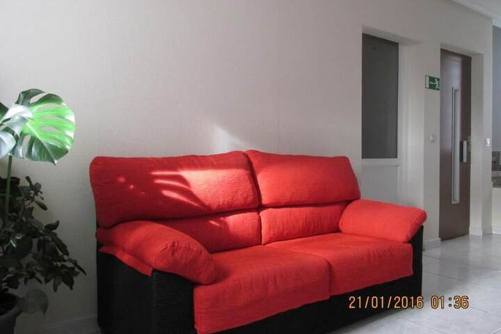 Room 28 of 66