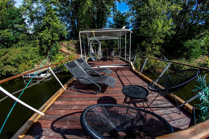 Sundeck 47 of 60