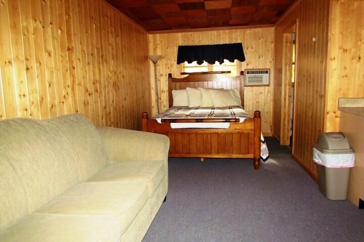 Room 9 of 59
