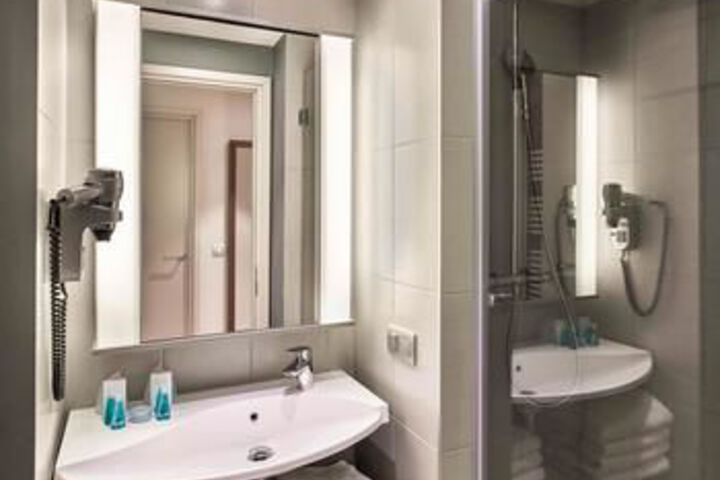 Standard Suite