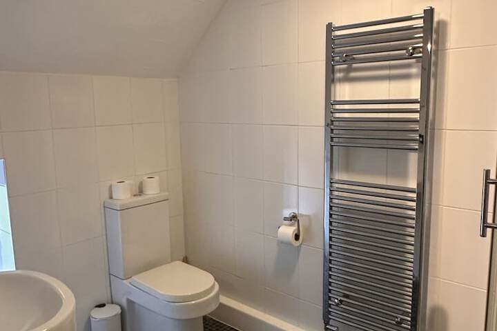 Room 10 of 37