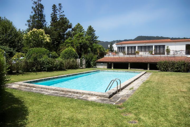 Hotel with Pool