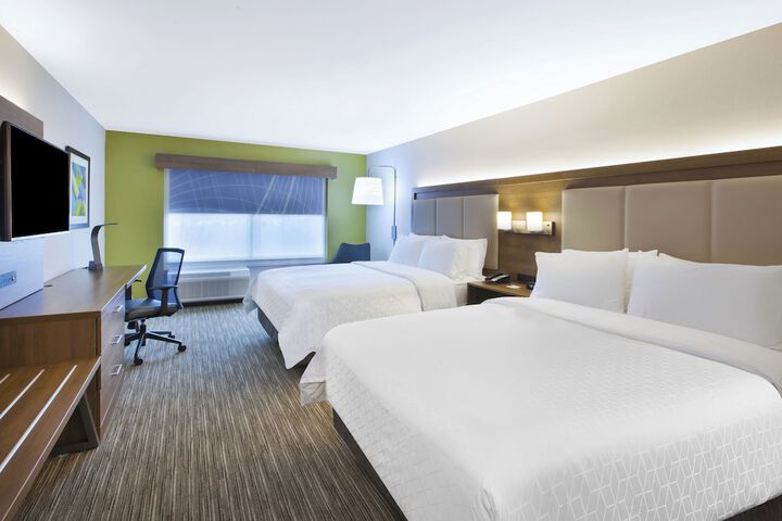 2 Queen Beds (4 of 9)