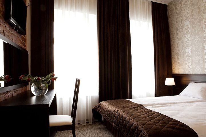 Room 14 of 60