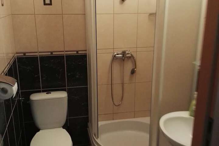 Room 13 of 26