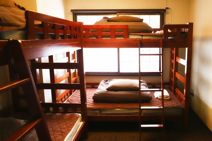 Room 15 of 64