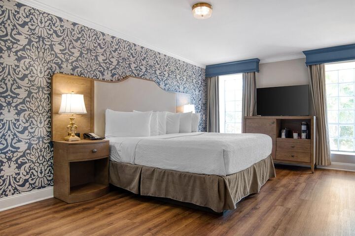 Room 29 of 65