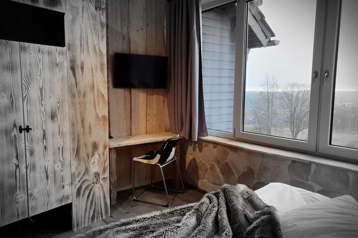Room 47 of 131