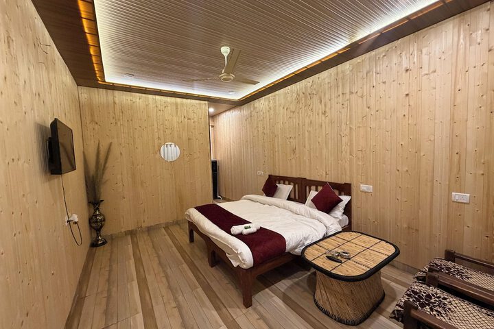 Room 10 of 23