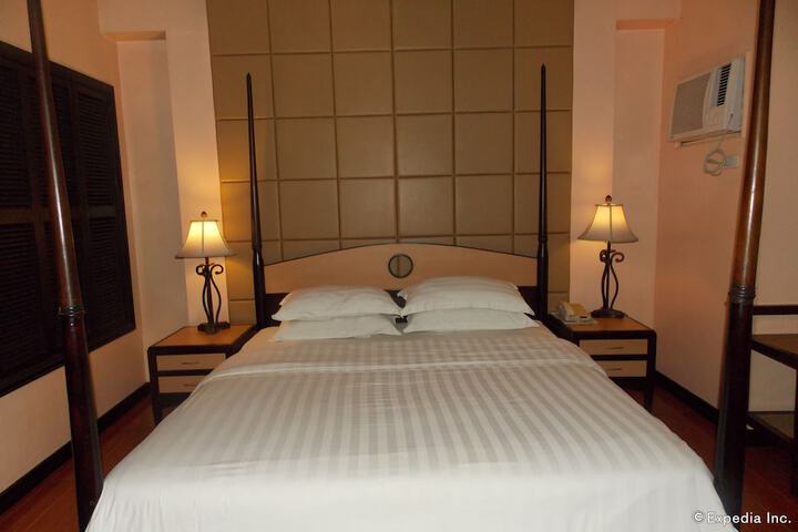 Room 8 of 57