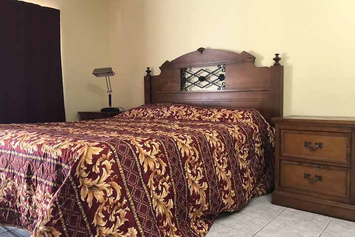 Room 2 of 59