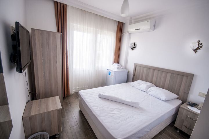 Room 3 of 31