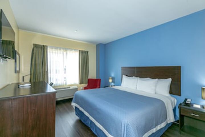 Room 40 of 75