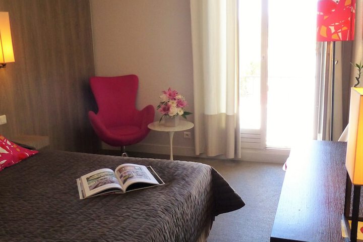 Room 28 of 54