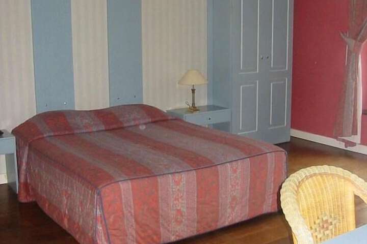 Room 3 of 24