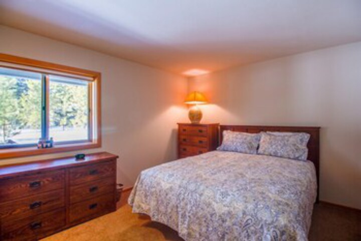 Room 48 of 60
