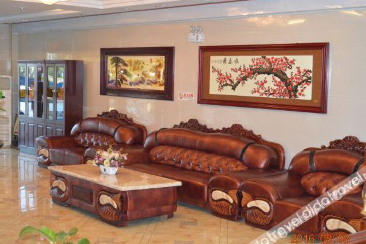 Hotel Interior 10 of 26