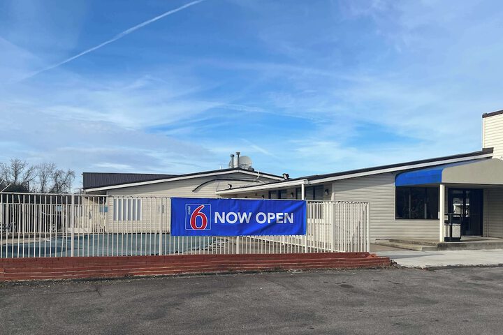 Motel 6 Cross Lanes, WV - Goff Mountain Rd in Cross Lanes, WV