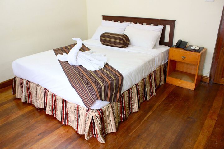 Room 4 of 23