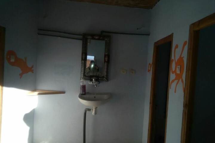 Room 29 of 46