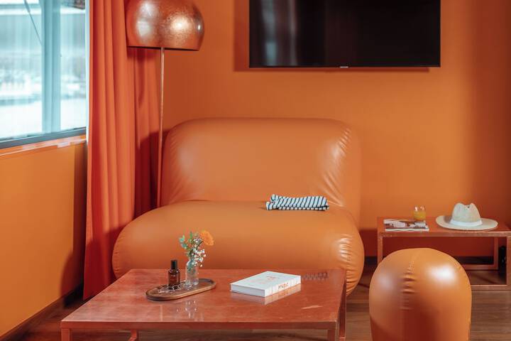 Room 22 of 53
