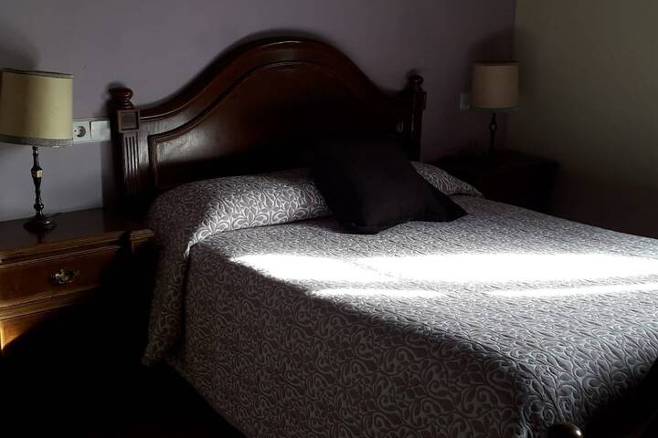 Room 4 of 12