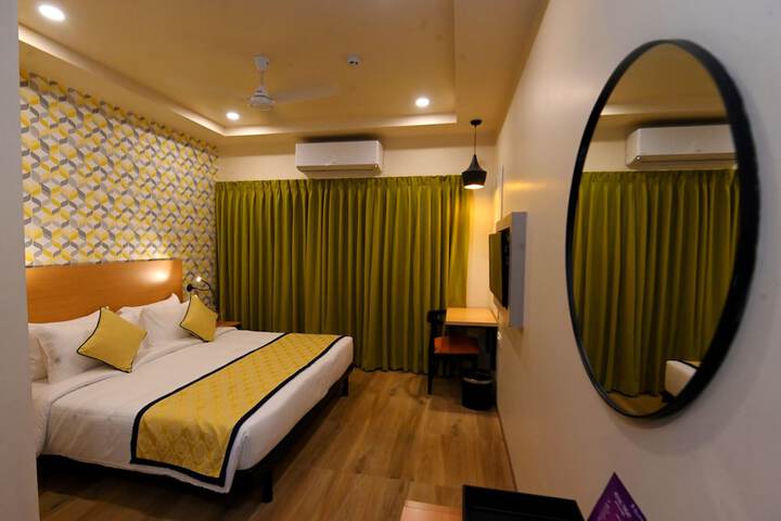 Room 8 of 22