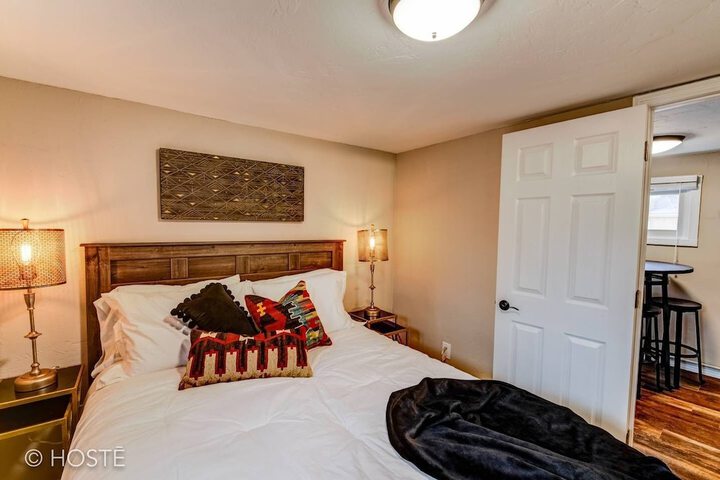 Room 2 of 17