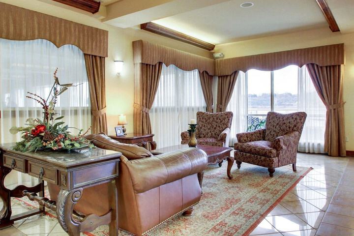Hotel Interior 3 of 33