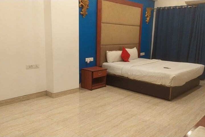 Room 6 of 29