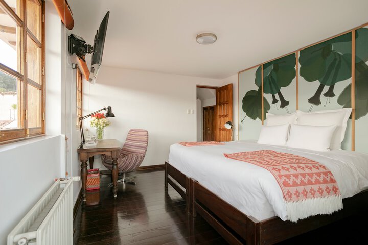 Room 13 of 28