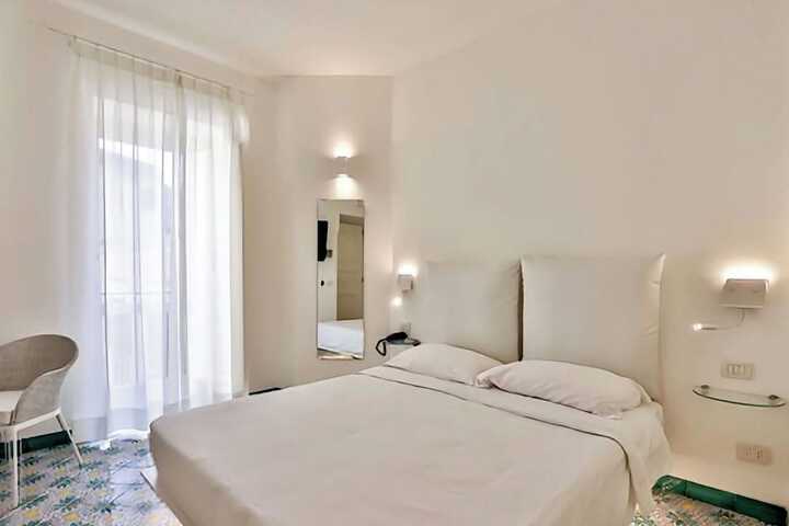 Room 26 of 50