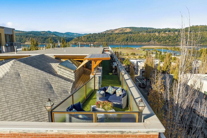 Terrace/Patio 24 of 49