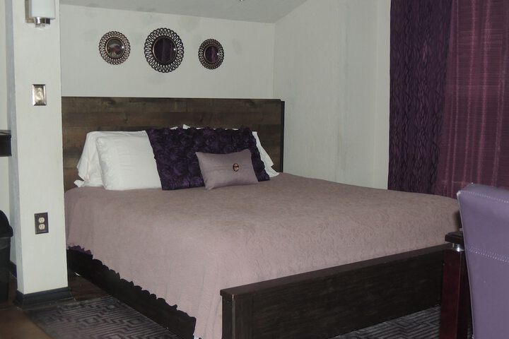 Room 17 of 65