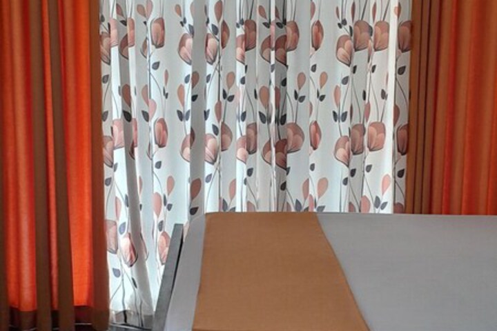 Room 20 of 64