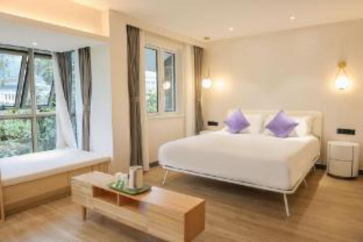 Room 21 of 23