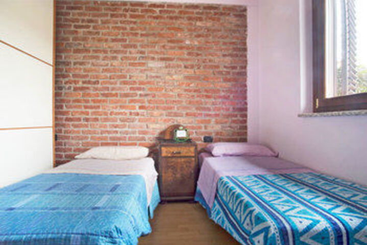 Room 123 of 320
